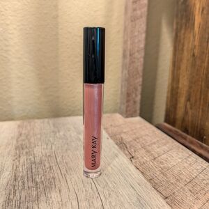Mary Kay Shimmering Pink Lip Gloss